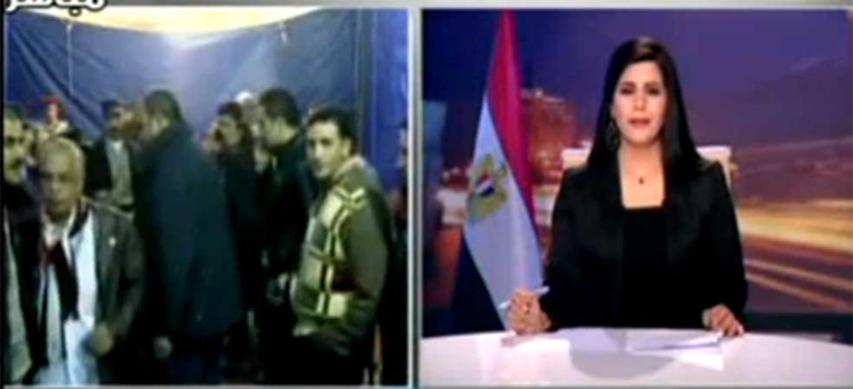 بالفيديو.. مواطن مصري : مراتي عمرها مارقصتلي ورقصت علشان "الدستور"