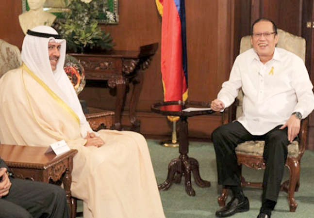 الشيخ احمد الفهد مع رئيس الفلبين بنينو اكينو الثالث﻿