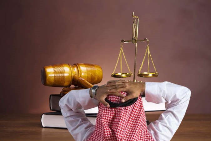 إقرار المديوينة من «العدل» شرط للحصول على قرض