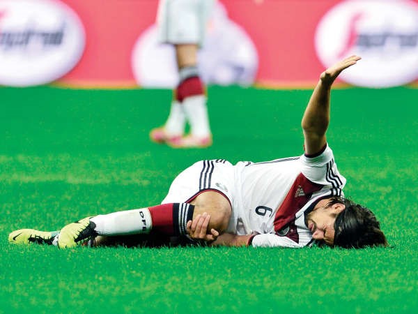 اللاعب الالماني سامي خضيرة بدا يتعافى من الاصابة القوية التي تعرض لها