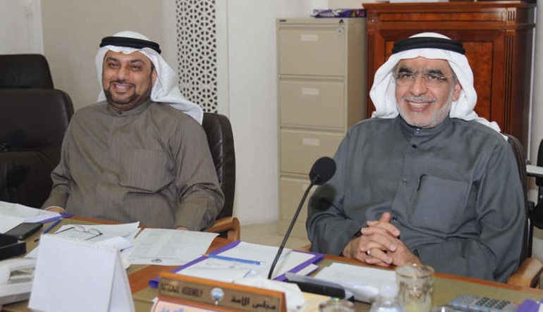 عدنان عبد الصمد و ديوسف الزلزلة في لجنة الميزانيات