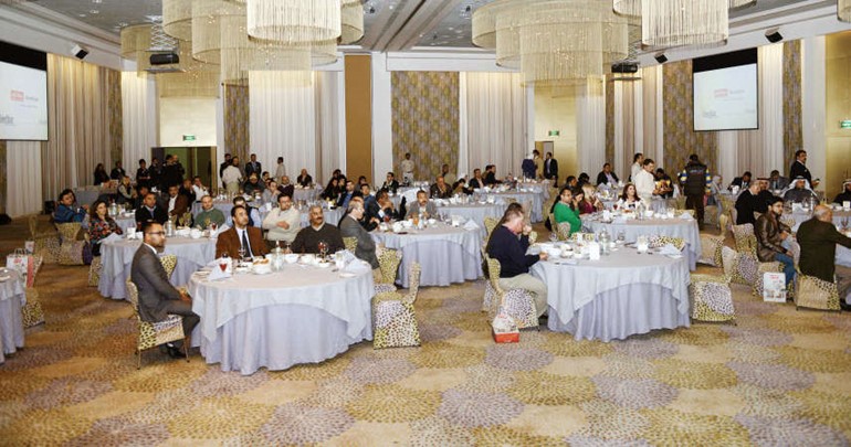 متابعة من الحضور﻿
