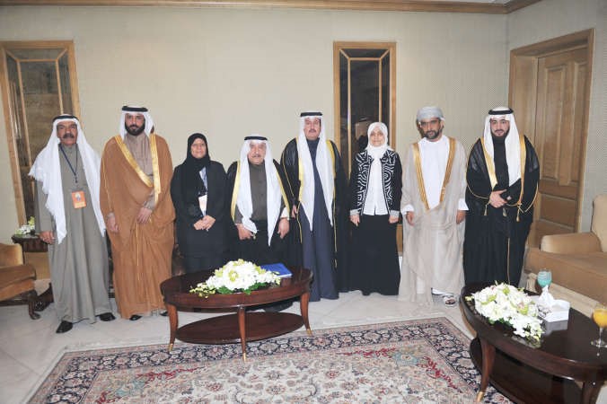 هند الصبيح وعبدالمحسن المطيري مع بعض وزراء الشؤون الاجتماعية والعمل الخليجيين