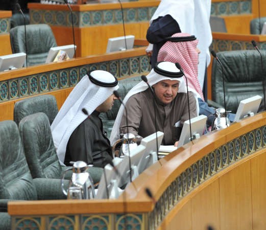 محمد الهدية وسيف العازمي﻿