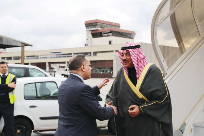  الشيخ صباح الخالد لدى وصوله الى جنيف ﻿
