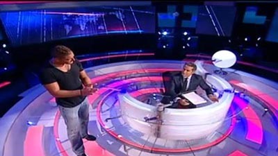 بالفيديو.. نشطاء يتداولون حلقة باسم يوسف الممنوعة من العرض