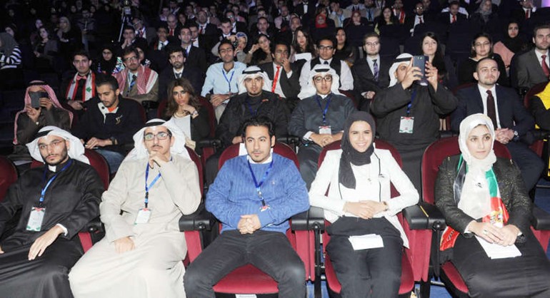 الحضور من الطلبة خلال المؤتمر﻿
