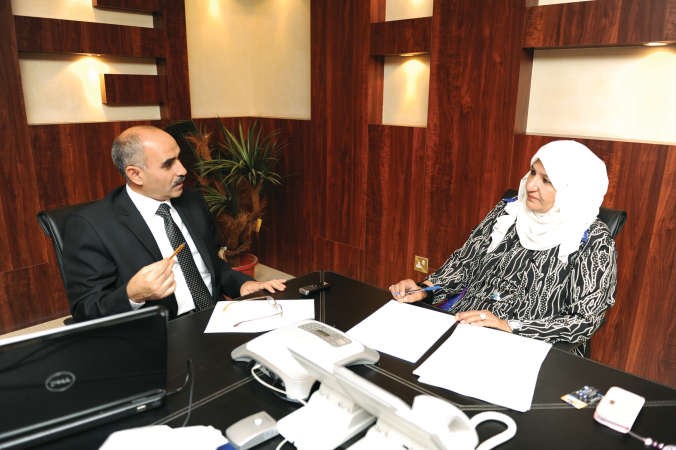 الزميلة زينب ابو سيدو تحاور دعمرو الصياد