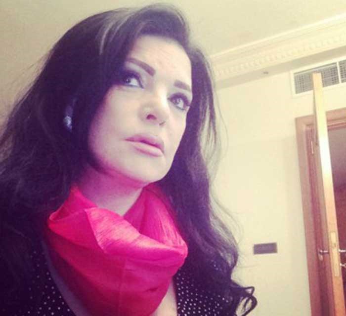 نضال الأحمدية تنشر صورة نادرة لها حين كانت في الـ17 من عمرها 