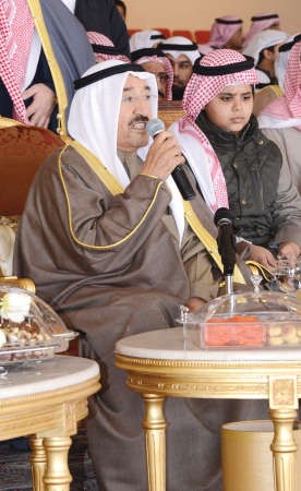 صاحب السمو الامير يلقي كلمته في الحفل
