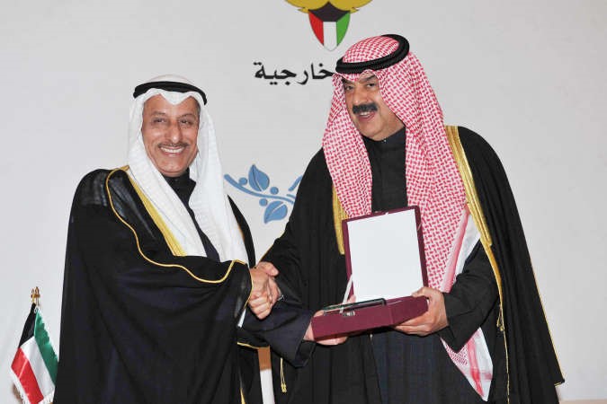 وكيل وزارة الخارجية خالد الجارالله مكرما السفير خالد المغامس