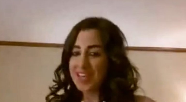 بالفيديو.. مطربة لبنانية تغني للنصر السعودي