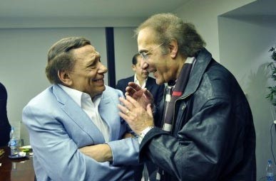 محمود ياسين "زعلان" من "الزعيم"!» 
