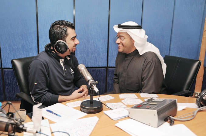 المعد علي حيدر مع احمد الموسوي في البرنامج فريال حماد