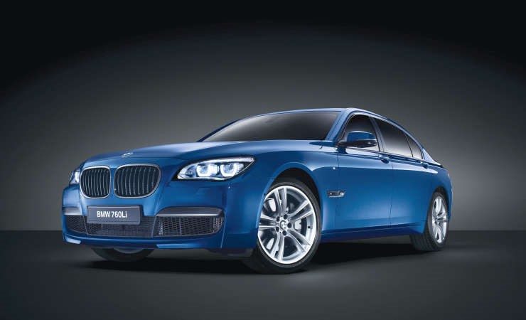 BMW الفئة السابعة تحافظ على ريادتها بفئة سيارات السيدان