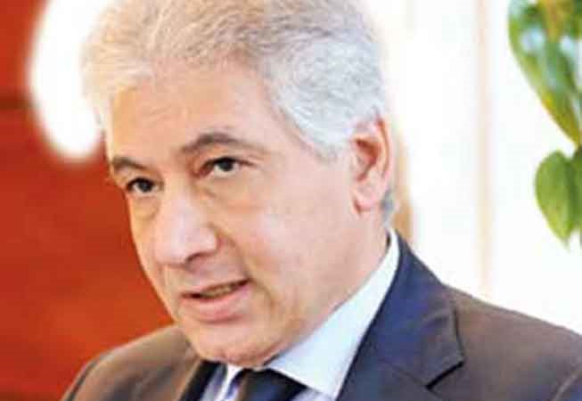 وزير المالية احمد جلال