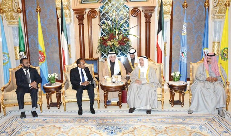 صاحب السمو الامير الشيخ صباح الاحمد مستقبلا نائب رئيس جمهورية المالديف ﻿