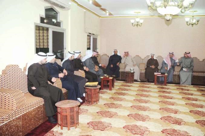 رواد ديوانية التمران في الجهراء مع الزميل عبدالله الراكان 	 اسامة ابوعطية﻿