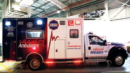 لون سيارات «إسعاف دبي» يحدد درجة خطورة المريض