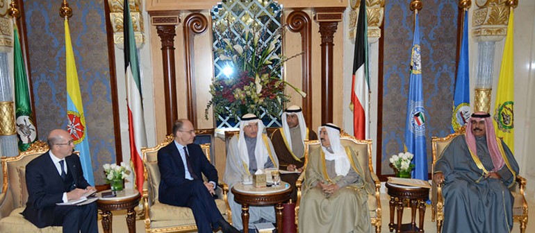 صاحب السمو الامير مستقبلا رئيس وزراء ايطاليا انريكو ليتا﻿