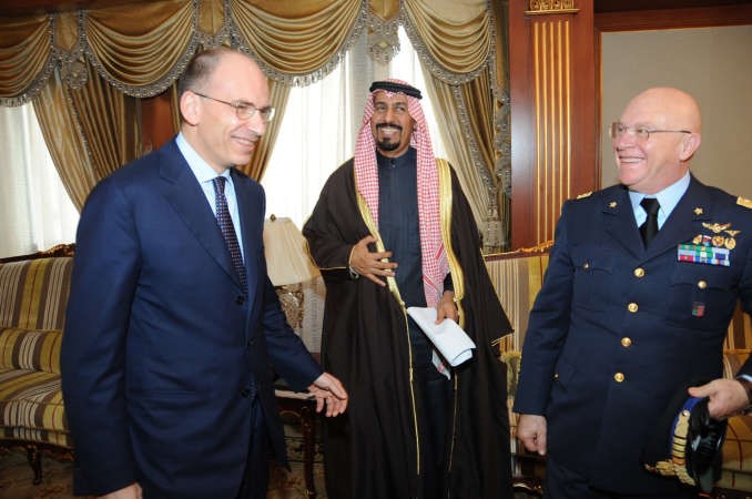 الشيخ على الخالد في حديث مع رئيس وزراء ايطاليا ﻿