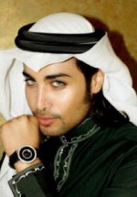 شاهد ..تومي عمران ينعى جدته بكلمات مؤثرة وينشر صورتها ويكشف أصلها