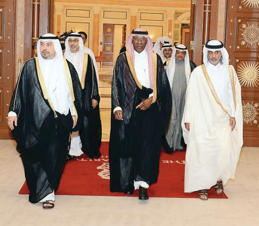 الشيخ طلال الفهد متوجها الى الاجتماع ﻿