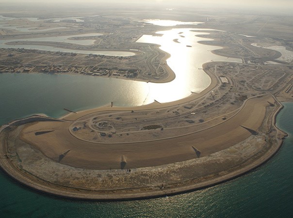 7 مشاريع تنموية كبرى.. متأخرة.. ملغاة.. معطلة!