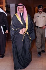 رئيس مجلس الامة مرزوق الغانم قبل مغادرته الى تونس امس﻿