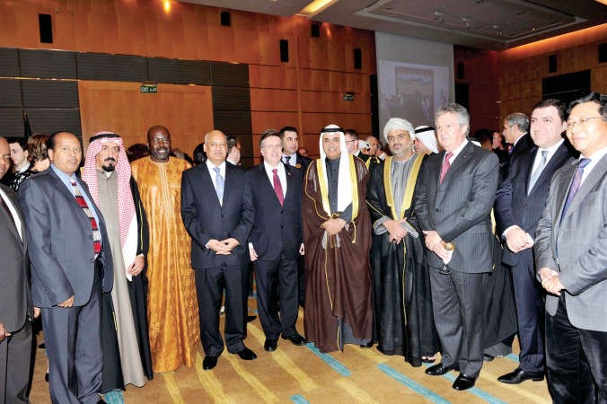حضور ديبلوماسي 	متين غوزال﻿
