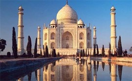 مصرع هندية أثناء إدلائها بشهادتها بالمحكمة ضد زعيم روحي اتهمته باغتصابها