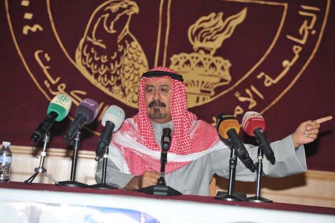الشيخ دمحمد الصباح خلال المحاضرة 