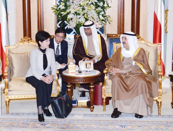 صاحب السمو الامير الشيخ صباح الاحمد مستقبلا يوريكو كويكي