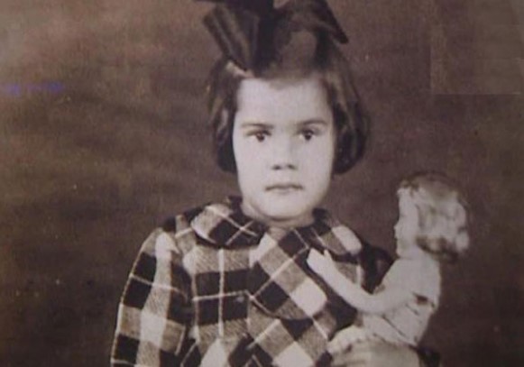 صورة نادرة لفنانات الزمن الجميل أيام الطفولة