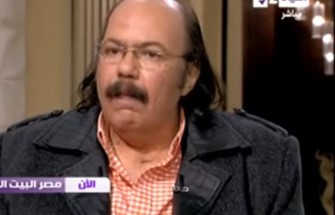بالفيديو.. طلعت زكريا: مبارك قال لي السجائر في مصر مضروبة.. ونصحني بالإقلاع عن التدخين