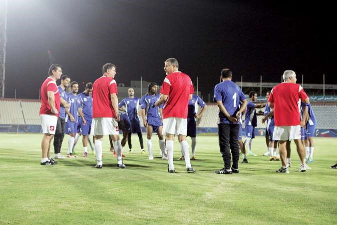 مدرب الكويت الروماني ايوان مارين قدم مستوى مميزا استحق عليه تجديد التعاقد معه ﻿