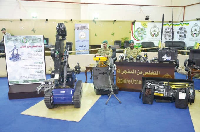من الجناح﻿