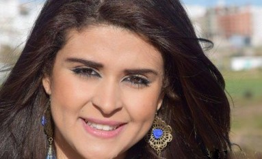 صورة : سلمى رشيد تغير لون شعرها للأصفر