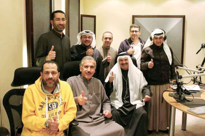 جابر نصار مع طاقم الاستديوهات التحليليةقبل وقفها﻿