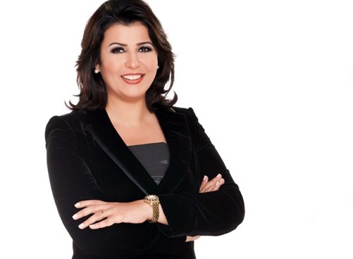 منى الشاذلي تبتعد عن البرامج السياسية 