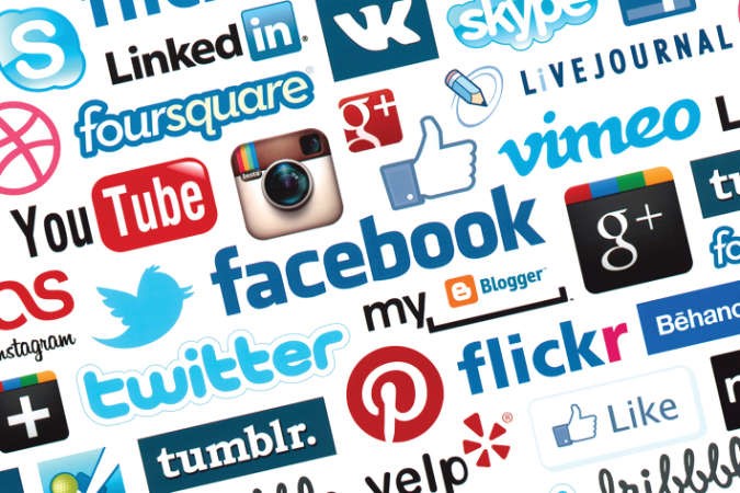 مواقع التواصل الاجتماعي سلاح ذو حدين للطلاب ويتطلب المراقبة من اولياء الامور