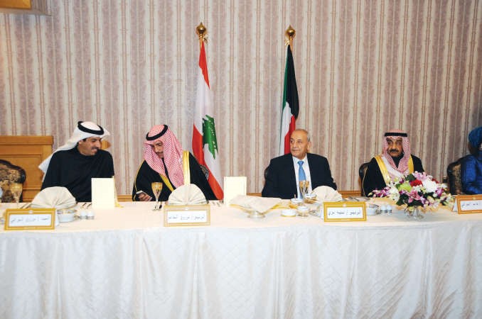 نبيه بري وجاسم الخرافي ومرزوق الغانم ومرزوق الخرافي خلال الحفل هاني الشمري