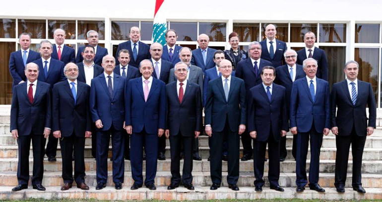 الصورة التذكارية للحكومة الجديدة 