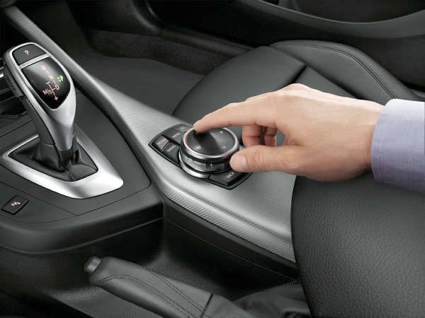 «الغانم » تطرح BMW الفئة الثانية كوبيه