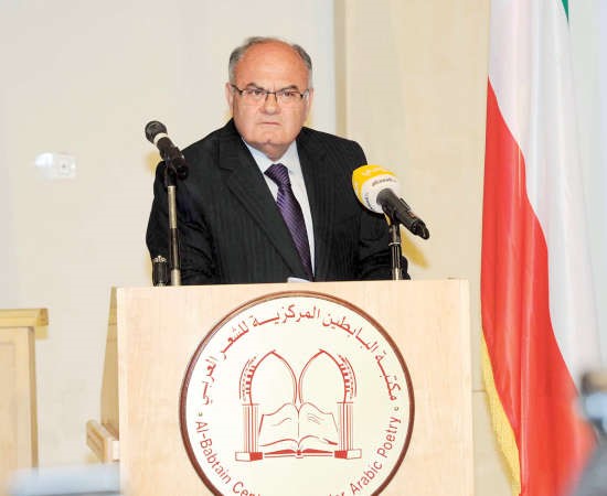 السفير اللبناني دخضر حلوي يلقي كلمته﻿