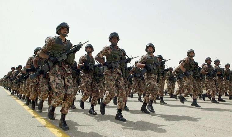 الجيش ينفي تدشينه حملة انتخابية للسيسي: لا علاقة لنا بأي مؤتمرات سياسية