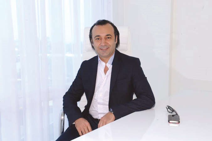 دطوني نصار