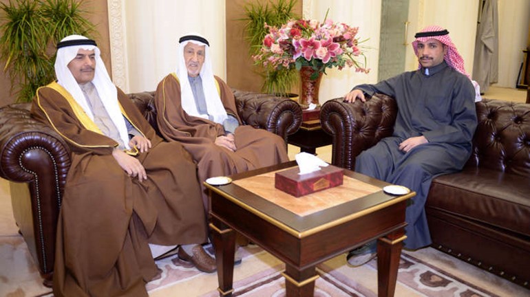 رئيس مجلس الامة مرزوق الغانم خلال استقباله رئيس ديوان المحاسبة عبدالعزيز العدساني ووكيل ديوان المحاسبة اسماعيل الغانم