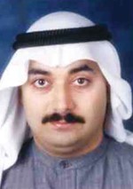 الكاتب وليد الاحمد
