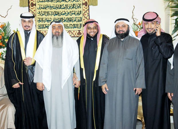 دوليد الطبطبائي واللواء صلاح العودة يباركان

